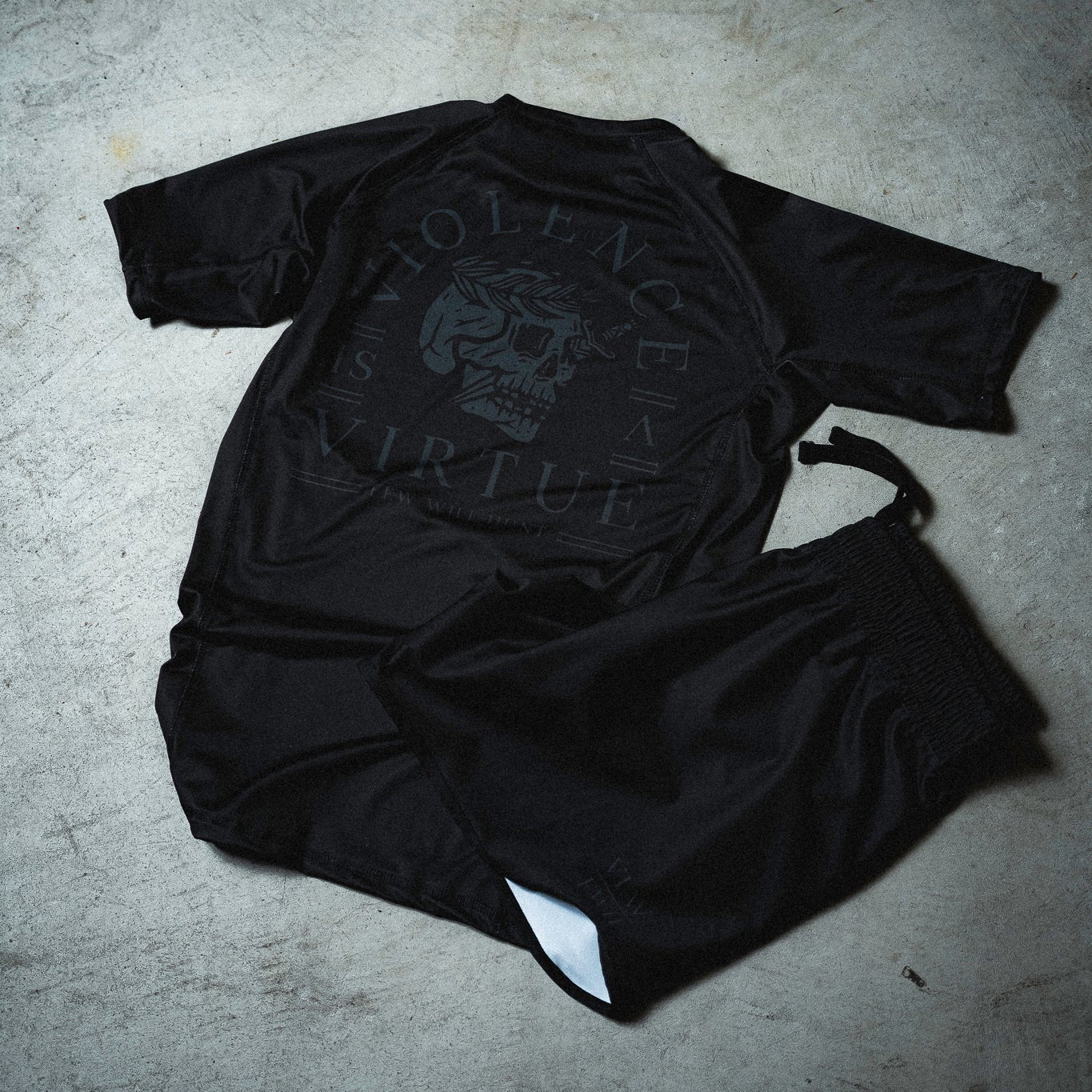 Blackout VIAV Rash Guard